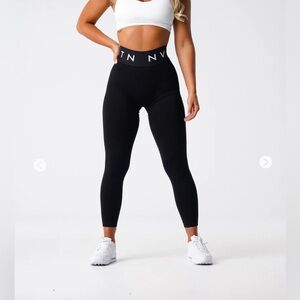 NVGTN Classic Black Leggings